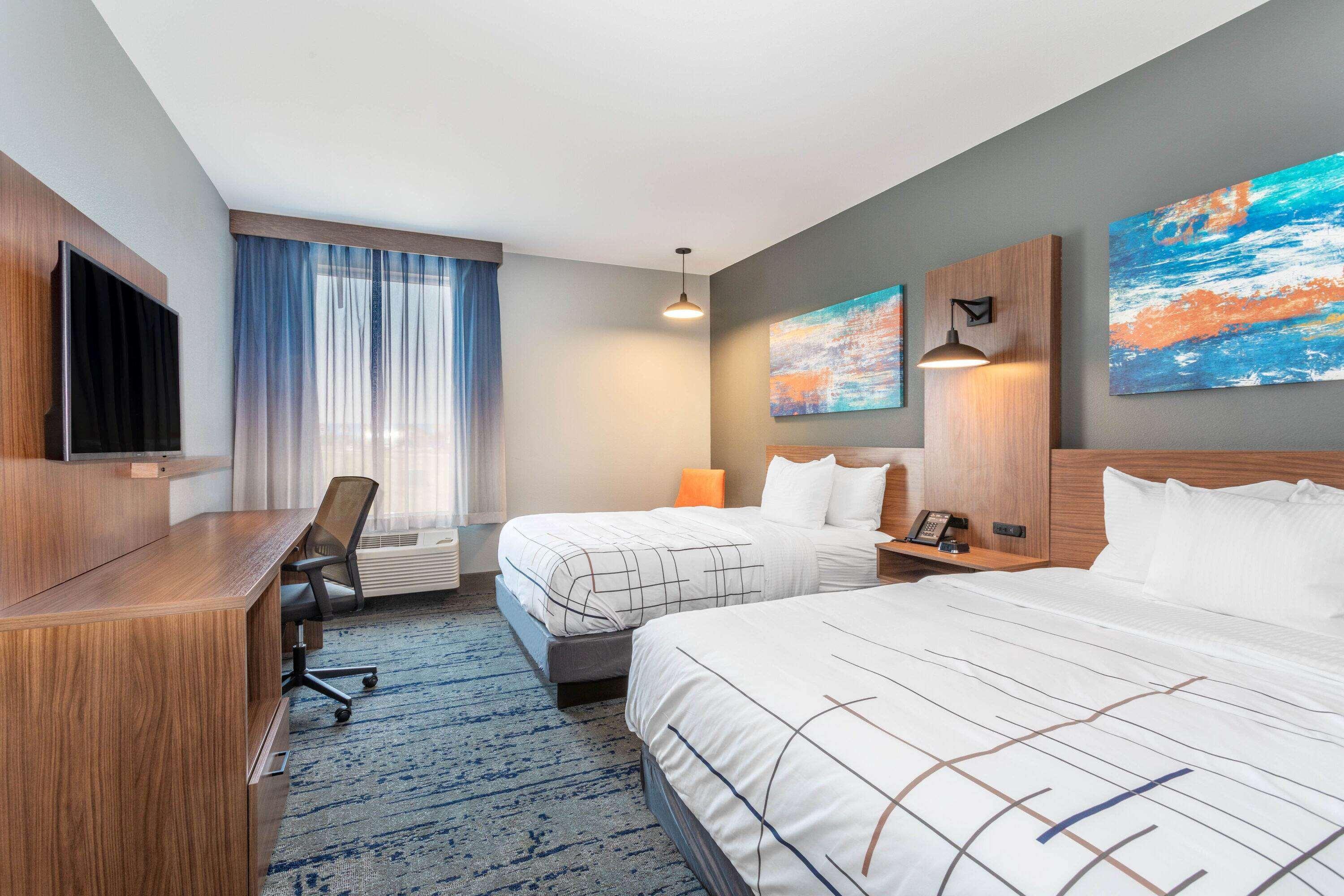 La Quinta Inn & Suites Limon By Wyndham Екстер'єр фото