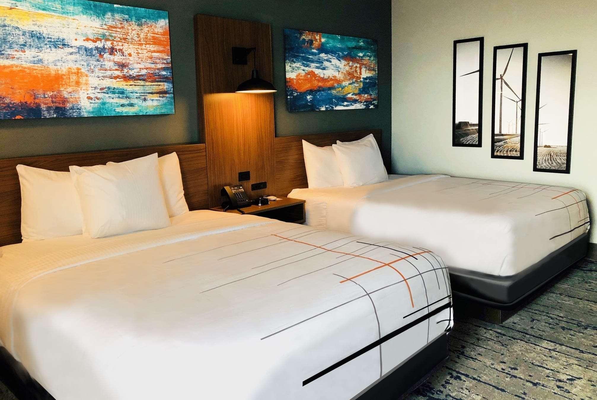 La Quinta Inn & Suites Limon By Wyndham Екстер'єр фото