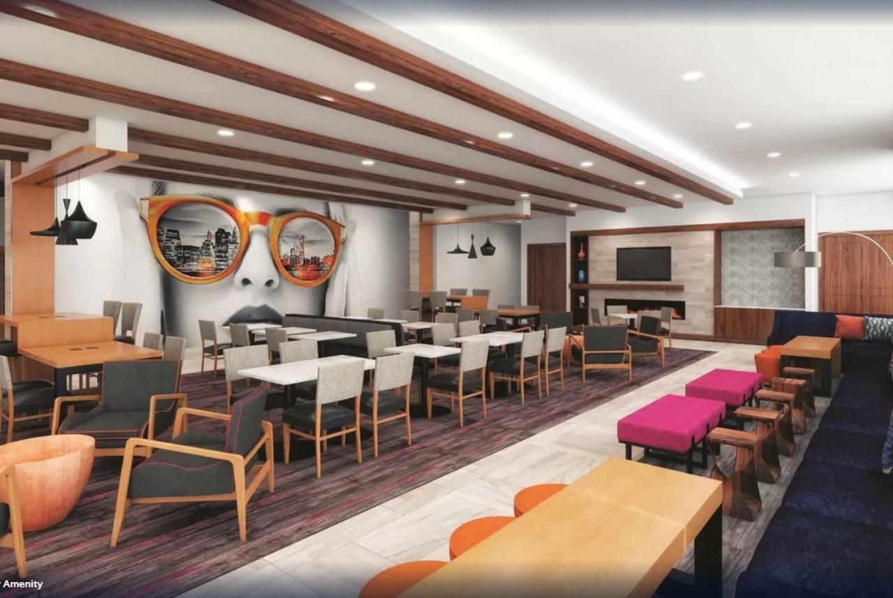 La Quinta Inn & Suites Limon By Wyndham Екстер'єр фото