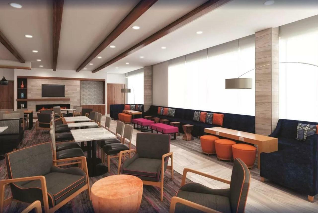La Quinta Inn & Suites Limon By Wyndham Екстер'єр фото